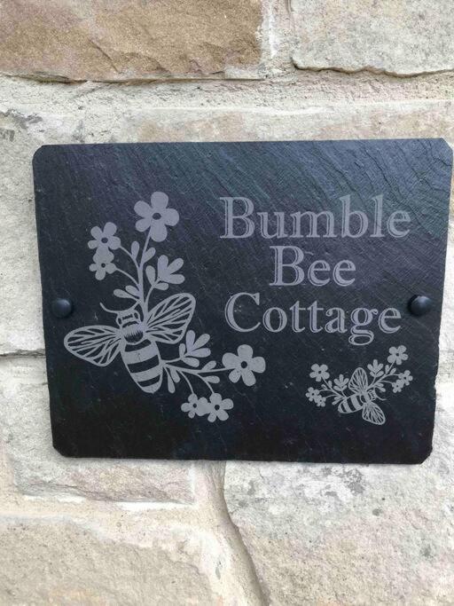 Bumble Bee Cottage พลีมัธ ภายนอก รูปภาพ